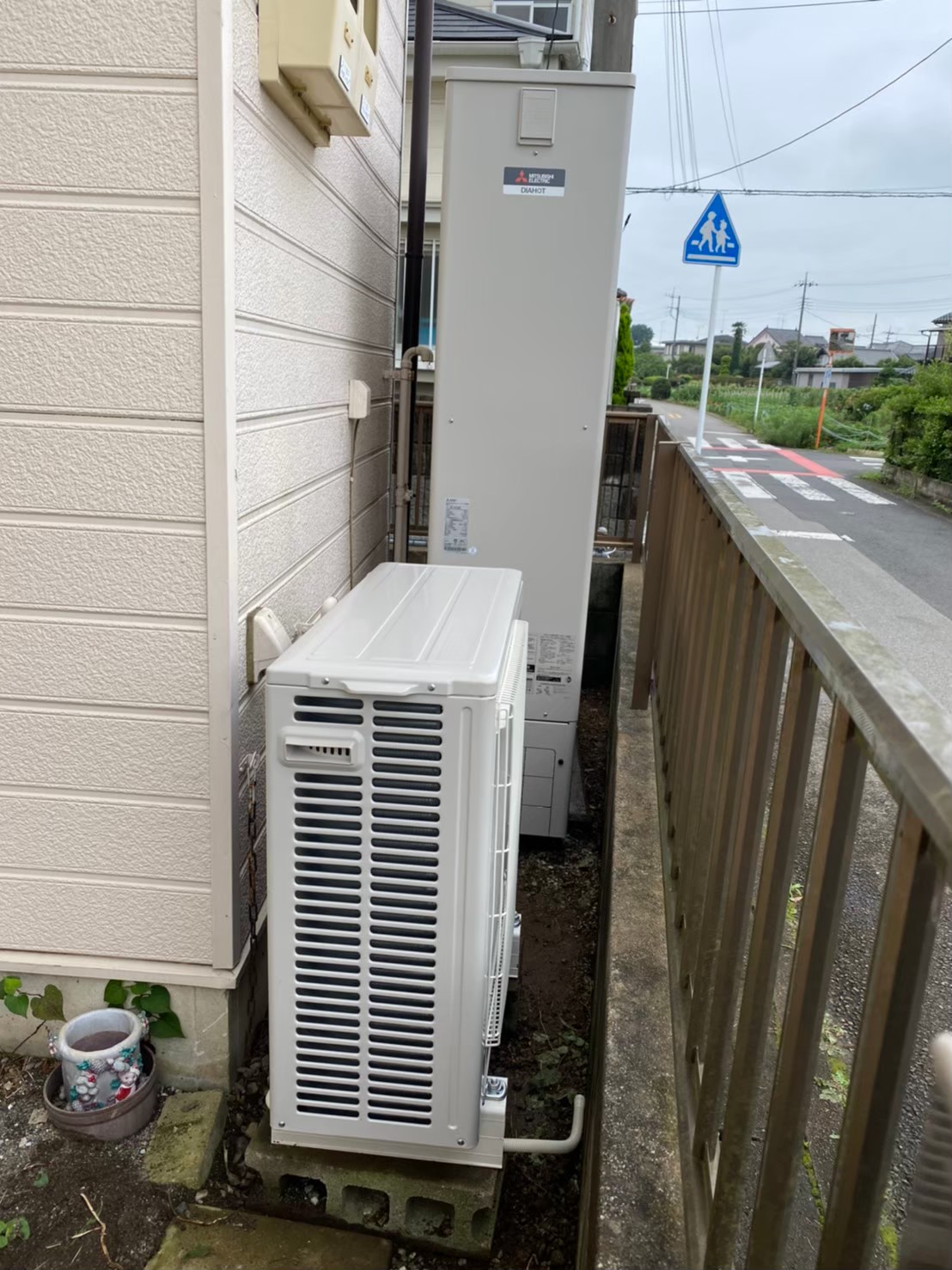 埼玉県蓮田市黒浜エコキュート交換工事A様